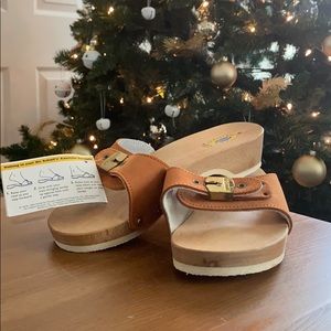 Dr. Scholl’s sandals